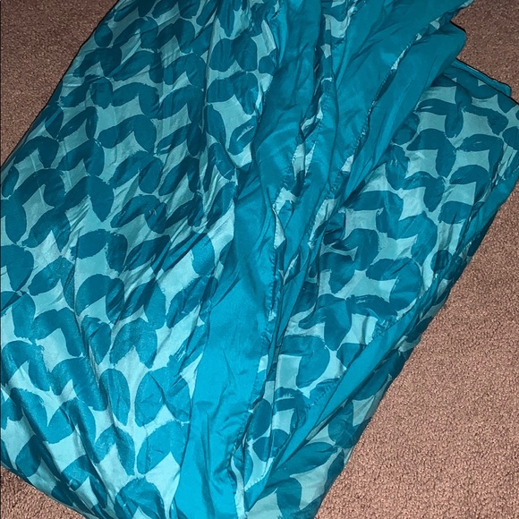 Room Essentials Bedding Xl Twin Comforter Poshmark